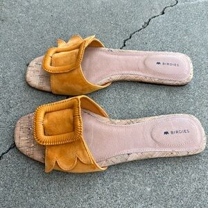 Birdies The Kiwi Goldenrod Suede Size 9.5 Yellow Women's Sandal
